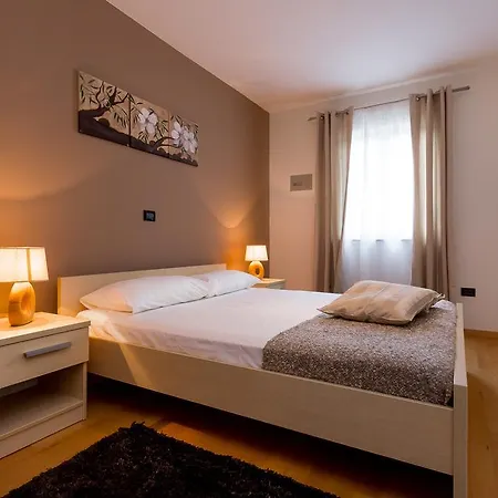 Stella Apartment